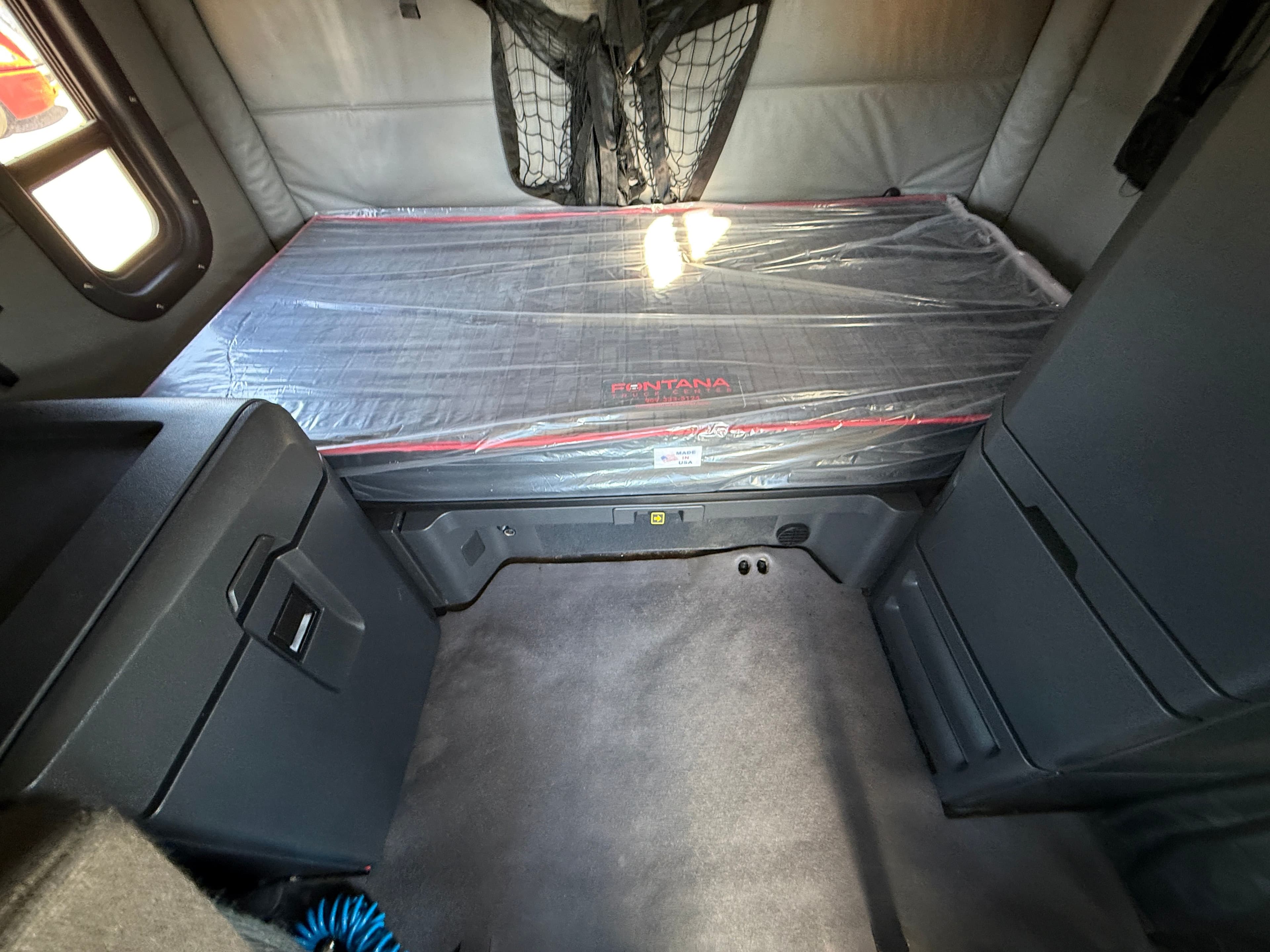 2022 Freightliner Cascadia 126 image 27