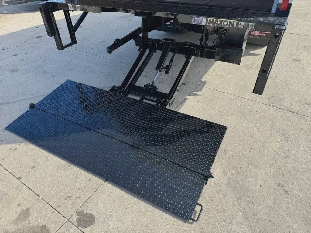 2022 Chevrolet 4500 image 5