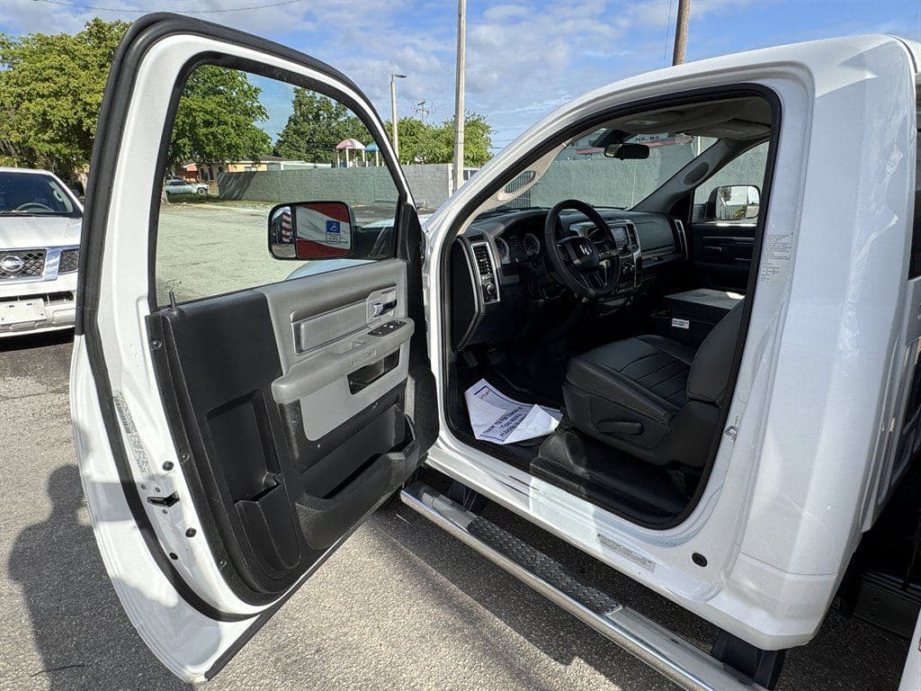 2016 Ram 3500 Tradesman image 58
