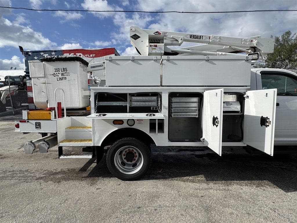2017 RAM 5500 image 22