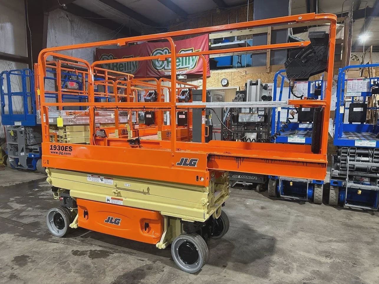 2016 JLG 1930ES image 2
