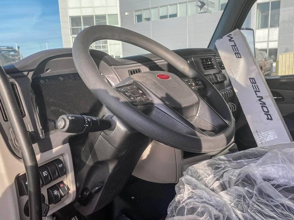 2024 Peterbilt 567 image 7