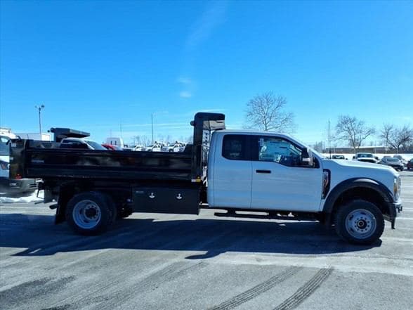 2026 Ford F550 SD XL image 3