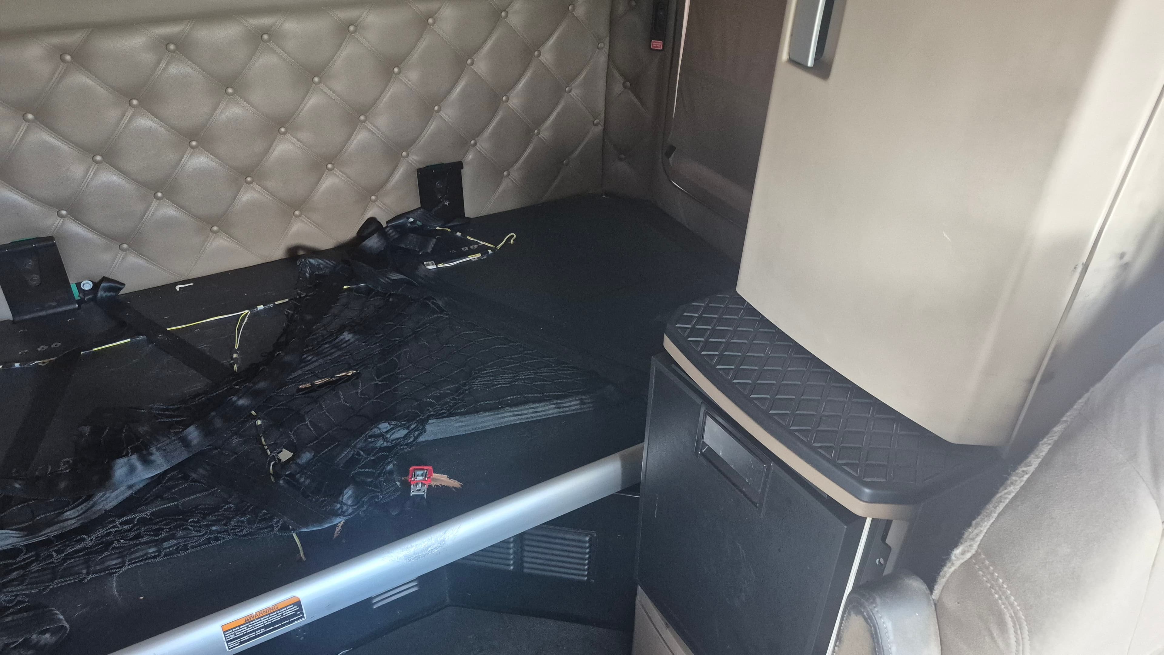 2019 Kenworth T680 image 17