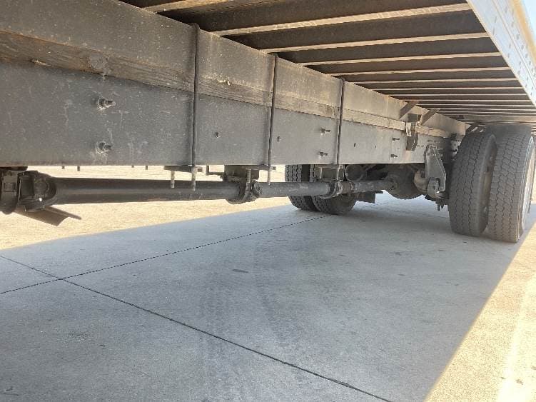 2022 International MV607 Box Truck - 220HP, 6 Speed Automatic, Roll up Door image 5