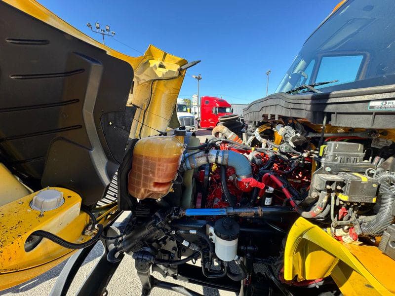 2019 International 4300 image 25