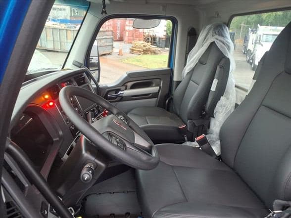 2026 Kenworth T880 image 15