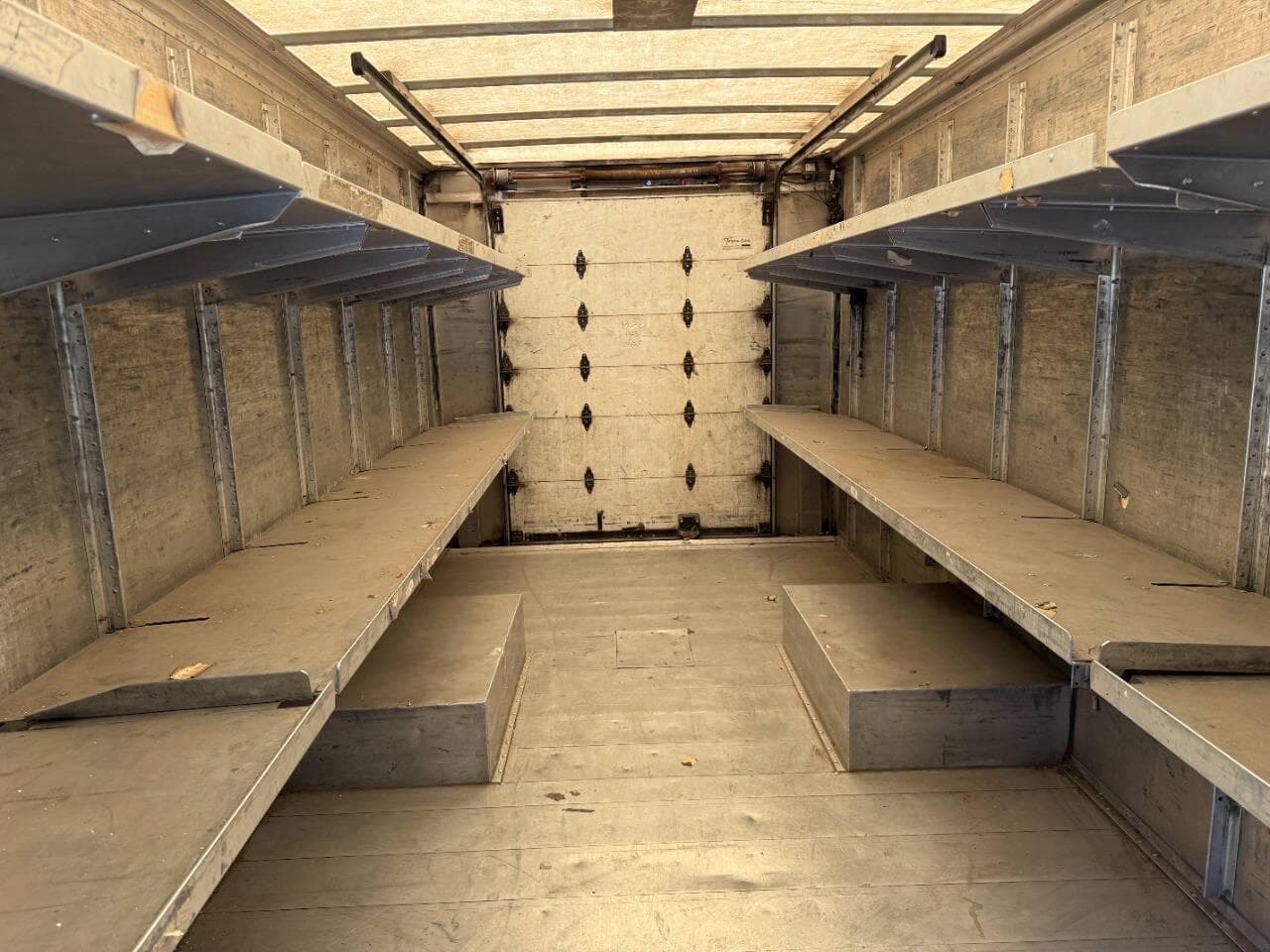 2019 Ford Stripped Chassis image 8