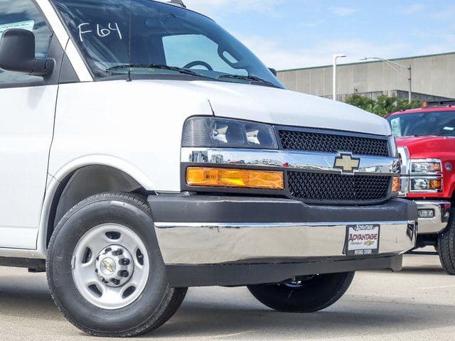2025 Chevrolet Express 2500 Work Van Cargo image 3