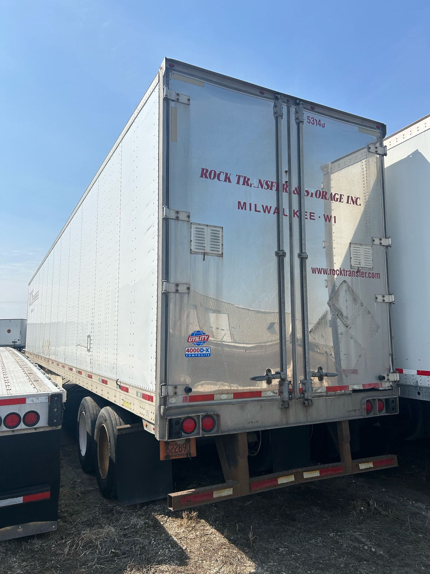 2012 Utility 4000D-X image 6