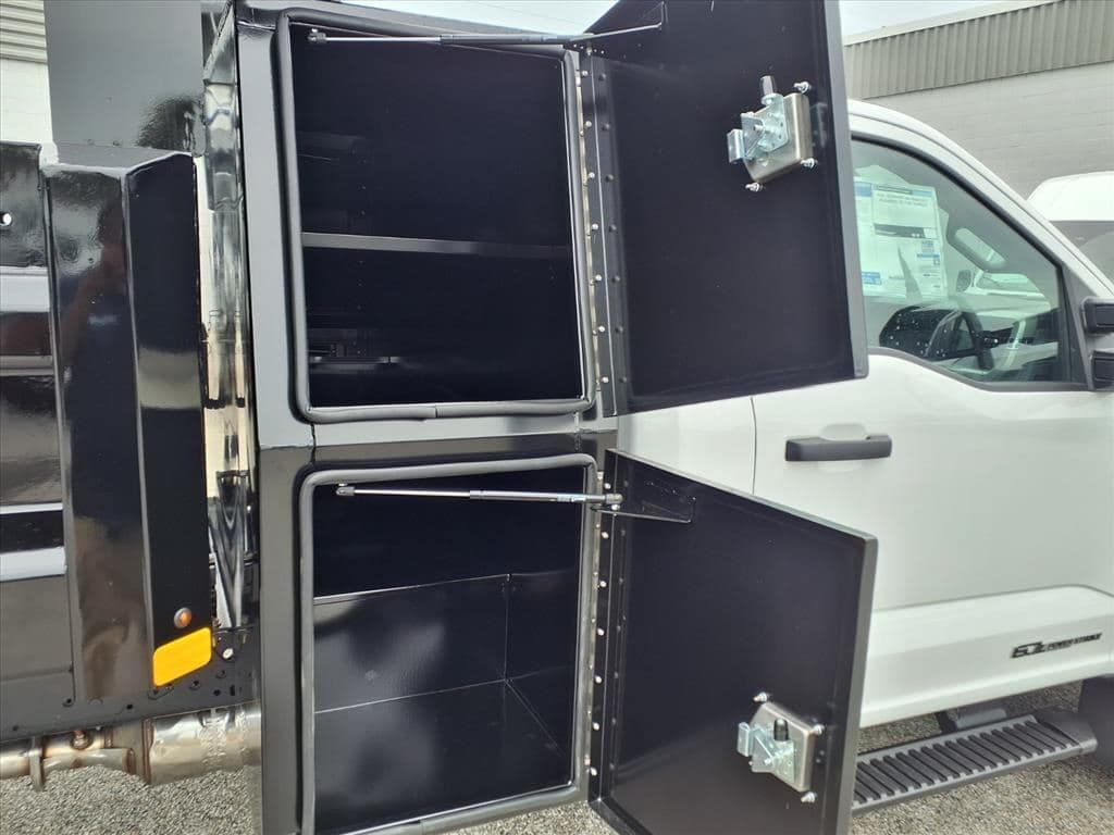 2026 Ford F550 SD XL image 17