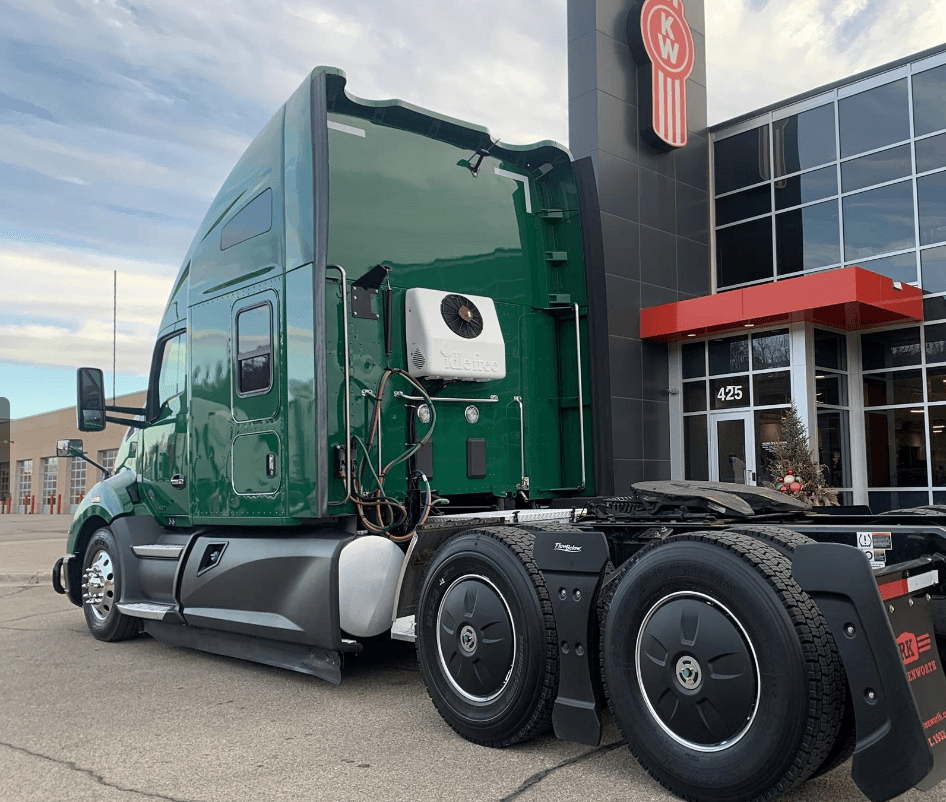 2022 Kenworth 310 image 1