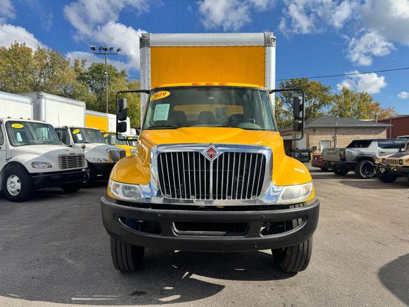 2019 International 4300 image 1
