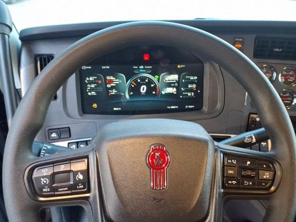 2026 Kenworth T880 image 16