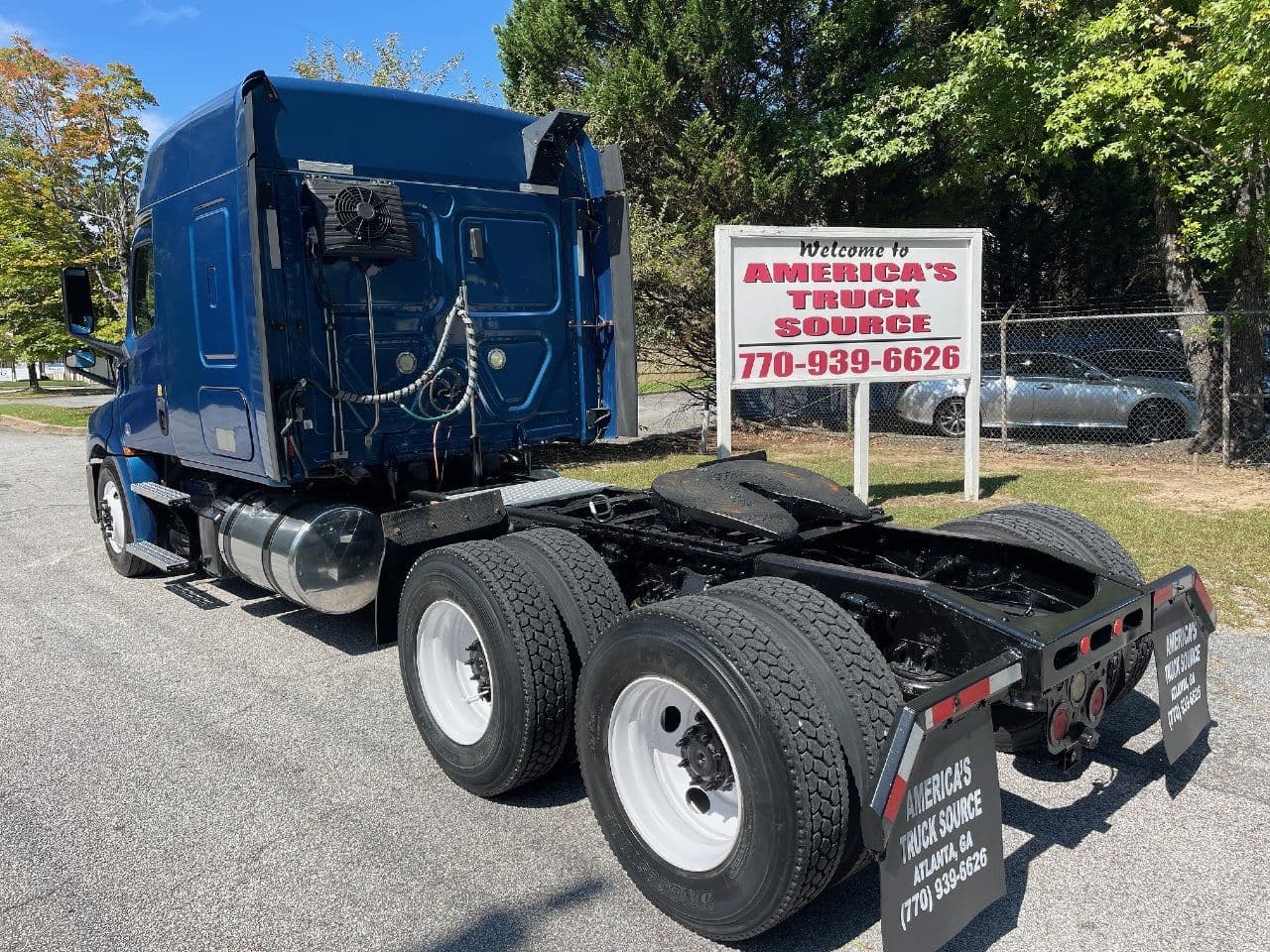 2020 Freightliner Cascadia 126 image 6