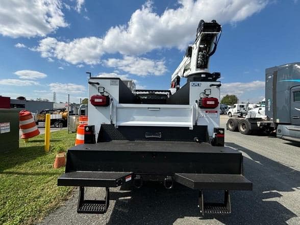 2025 Ford 4143D image 7