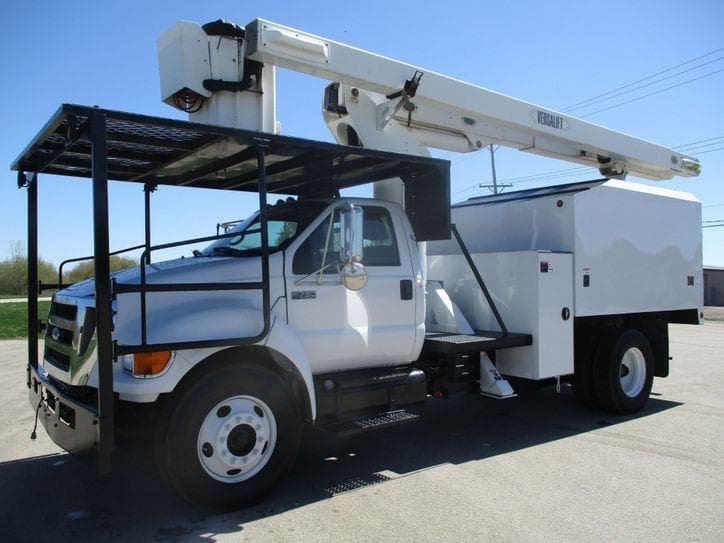 2008 Ford F-750 CHIPPER DUMP BUCKET BOOM TRUCK image 1