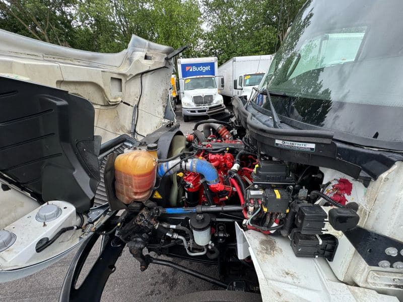 2019 International MV607 image 16