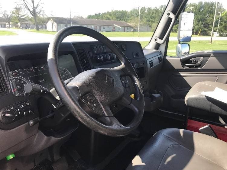 2022 International MV607 Box Truck - 220HP, 6 Speed Automatic, Roll up Door image 16