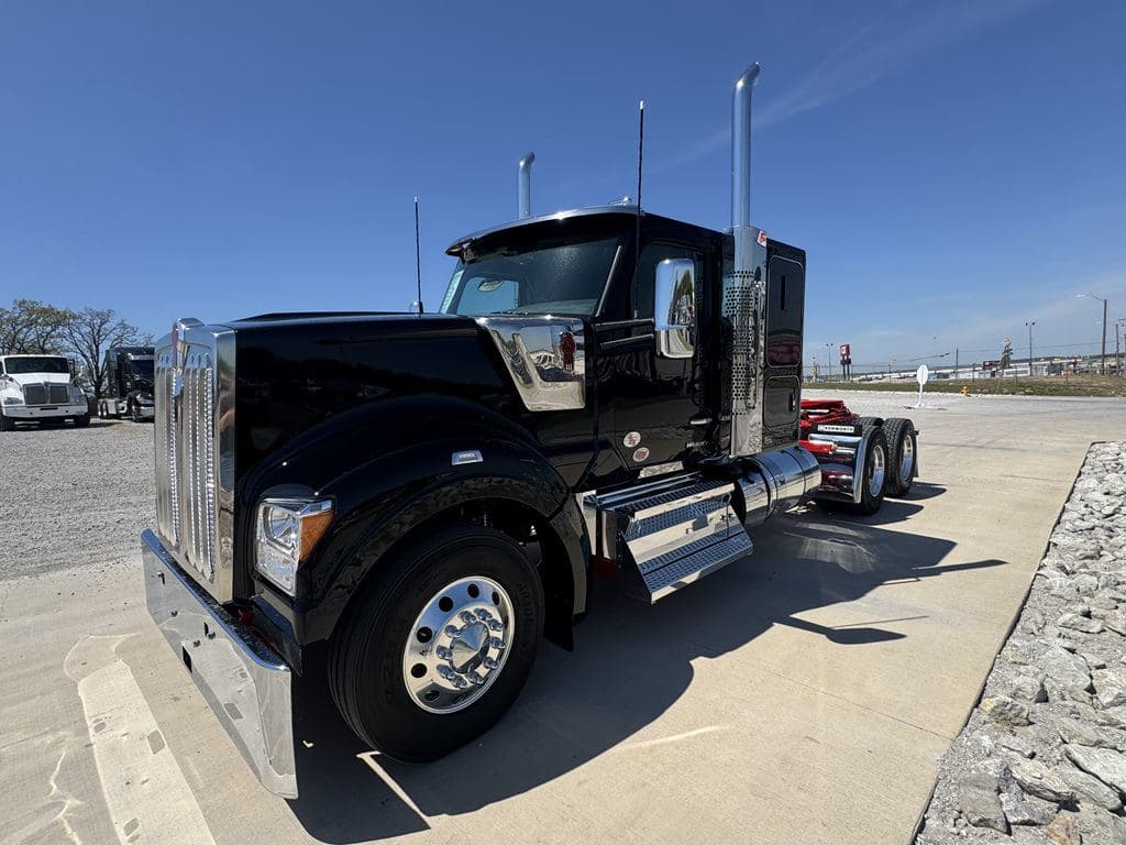 New 2027 KENWORTH W990 image 4