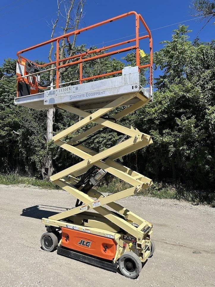 2014 JLG 1930ES image 10