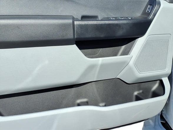 2025 Ford F550 image 10