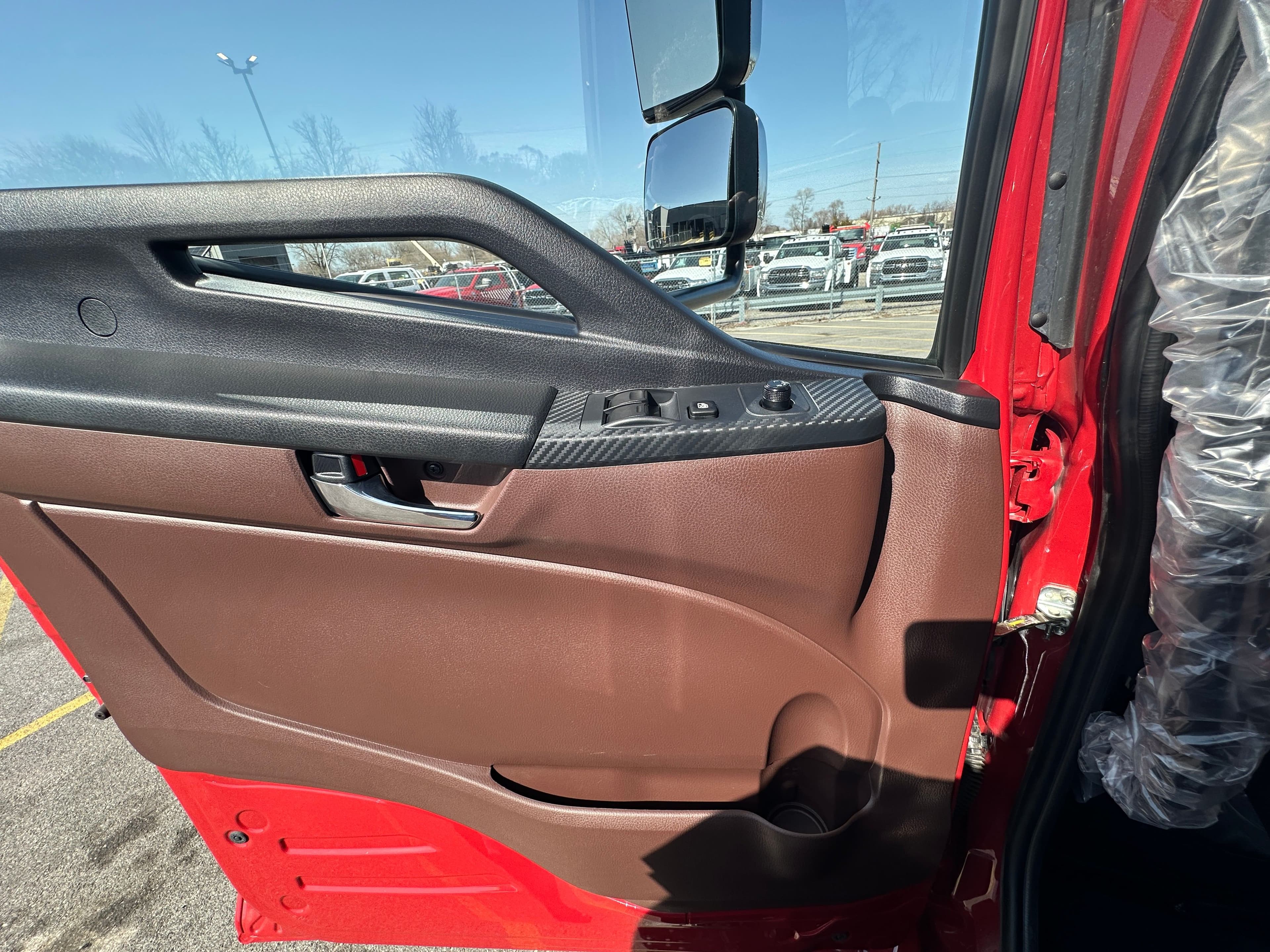 2025 Hino L6 CENTURY 21.5' STEEL CARRIER  (SK#: 6189C) image 11