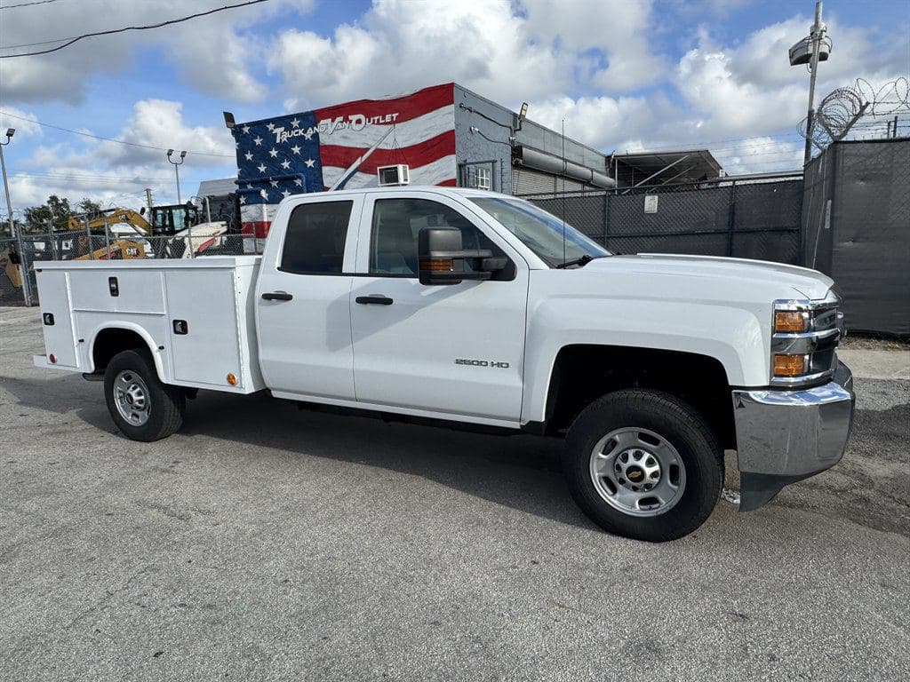 2019 Chevrolet Silverado 2500hd image 17