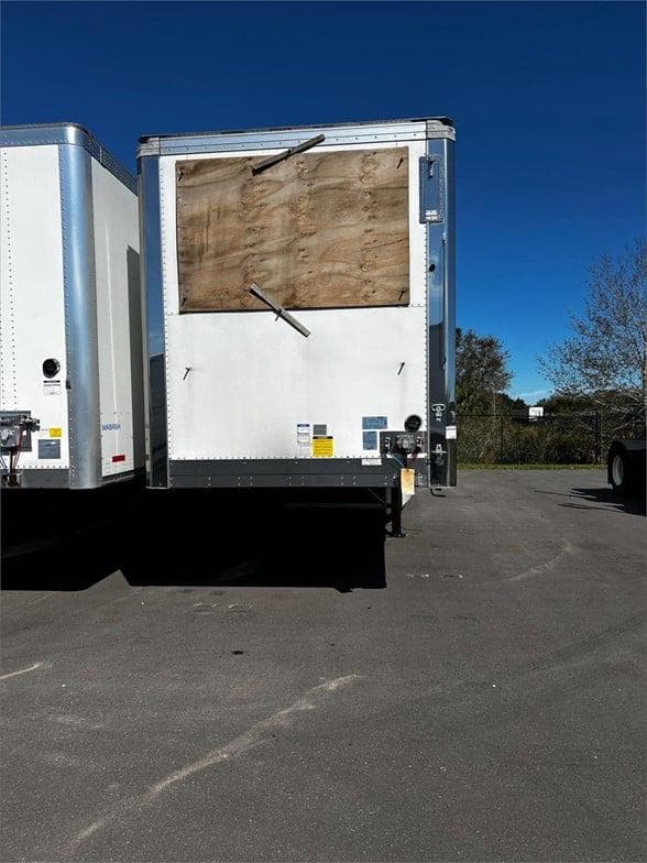 2025 Stoughton 53 ft T/A image 5