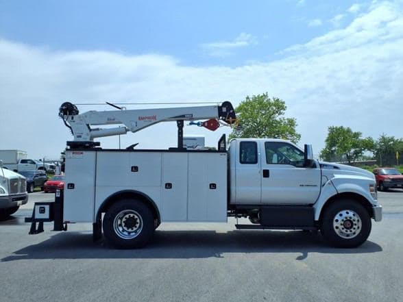 2025 Ford 4143D image 3