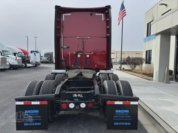 2023 Kenworth T680 image 3