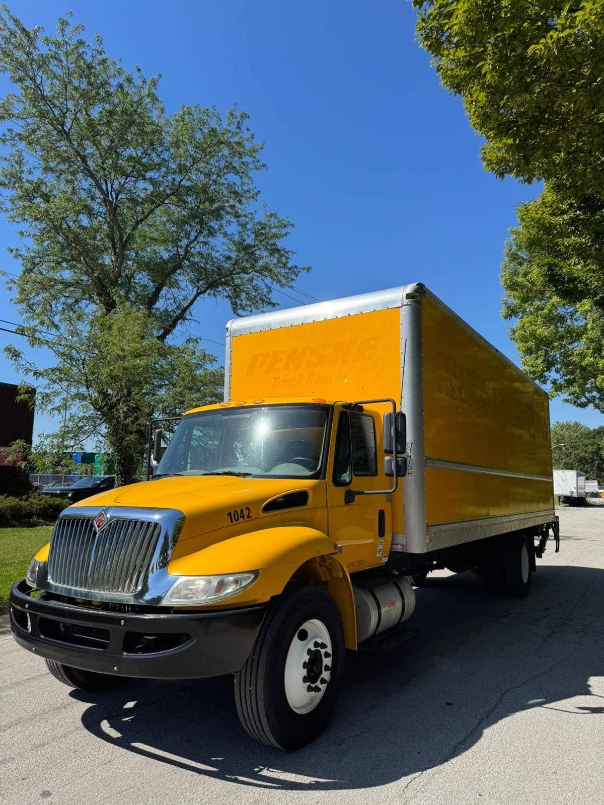 2019 International MA025 image 1