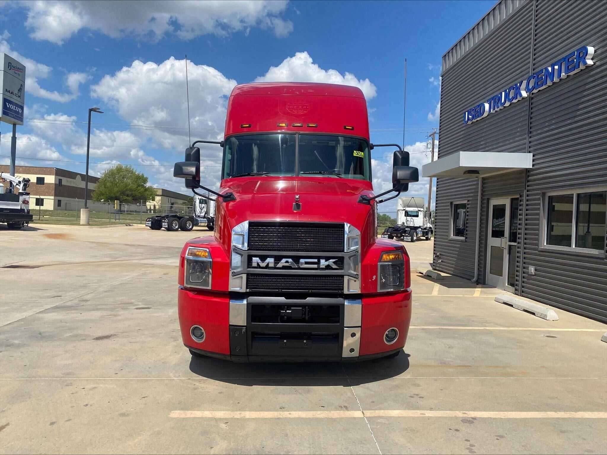 Used 2020 MACK ANTHEM Conventional - Sleeper Truck in Tulsa, OK image 3