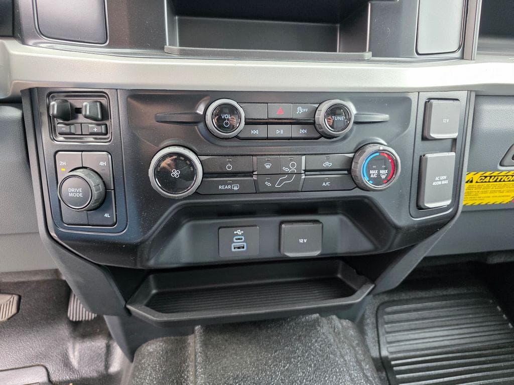 2026 Ford F-450SD XL Dump Truck image 59
