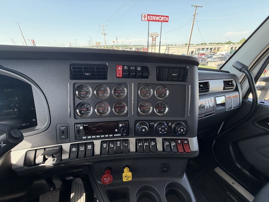 New 2026 KENWORTH T880S PH image 15
