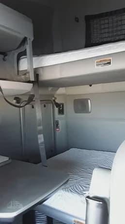 2021 Kenworth T680 image 7