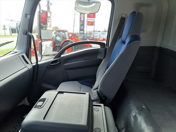 2025 Isuzu FTR image 12