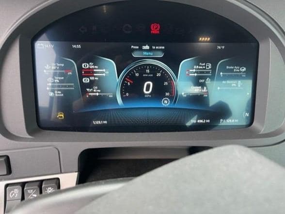 2025 Kenworth T880 image 8