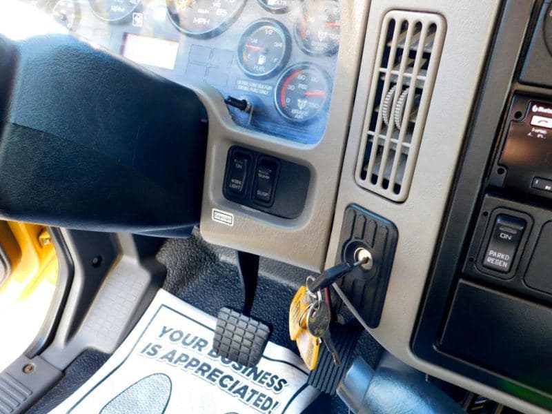 2019 International 4300 image 18