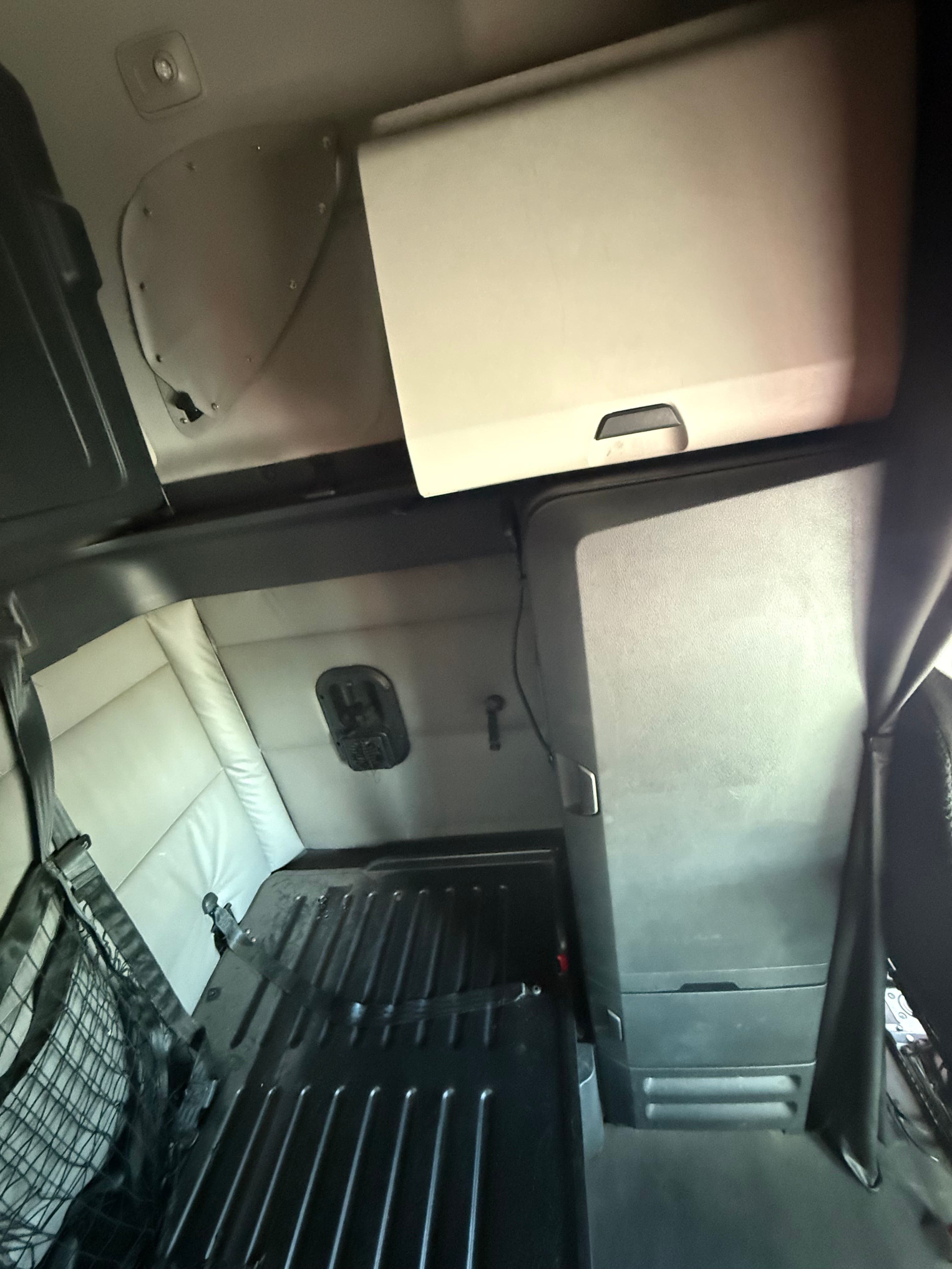 2022 Freightliner Cascadia image 7