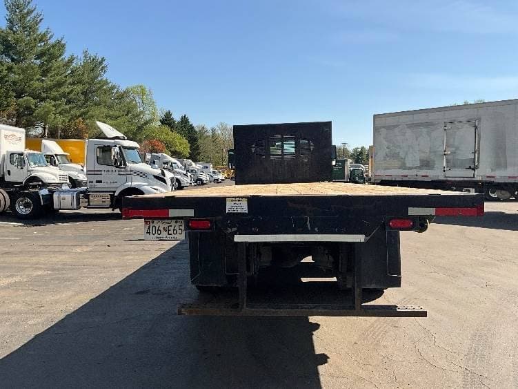 2022 International MV607 Tandem Axle Flatbed Truck - 270HP, 6 Speed Automatic image 7