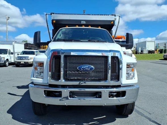 2026 Ford F650 SD image 8