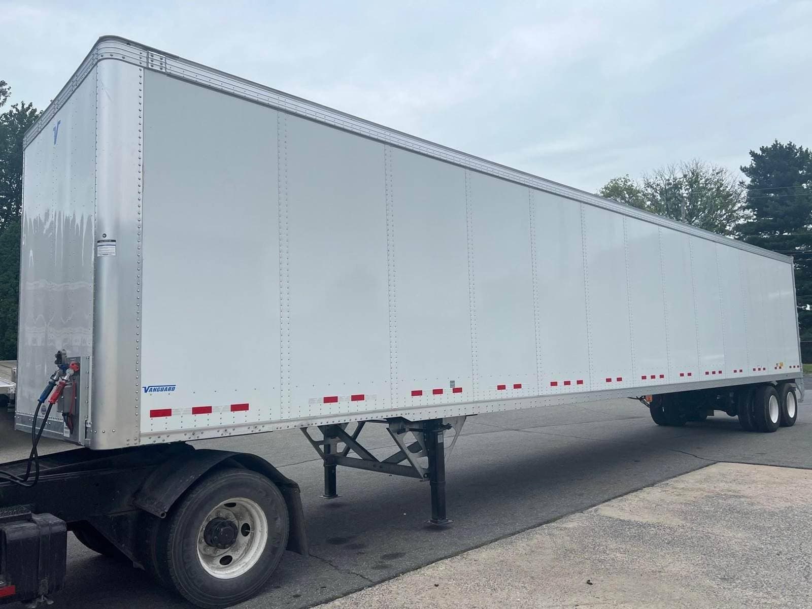 2027 Vanguard VXP PLATE VAN (12% FET INCLUDED) Dry Van Trailer image 3