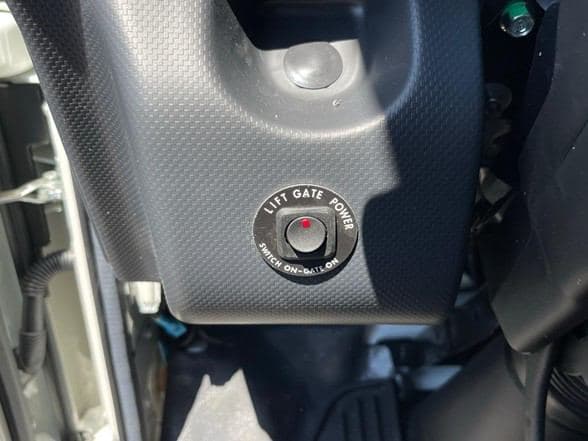 2024 Isuzu NPR HD image 26