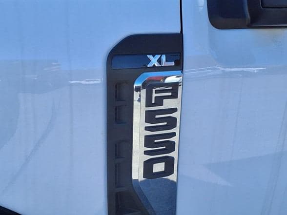 2024 Ford F550 image 7
