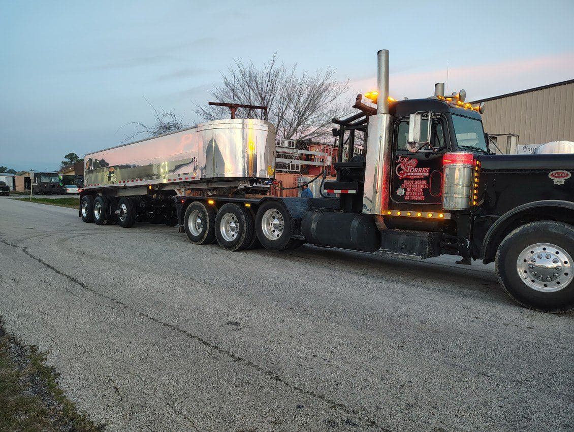 2027 Trident Trailers Frameless End Dump image 2