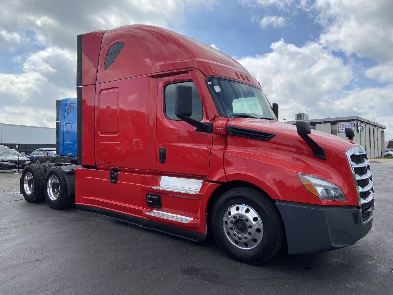 2022 Freightliner Cascadia image 3