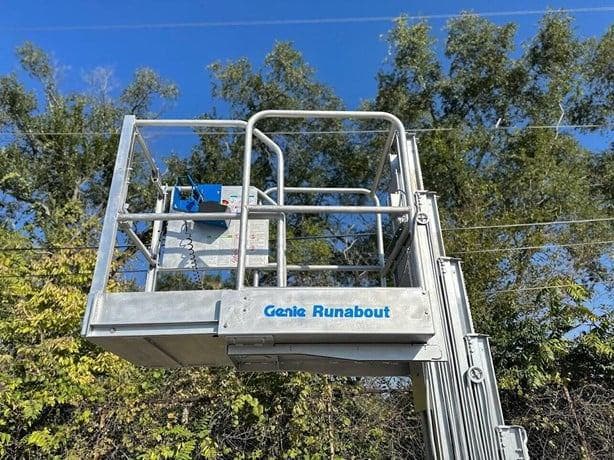2016 GENIE GR20 image 3