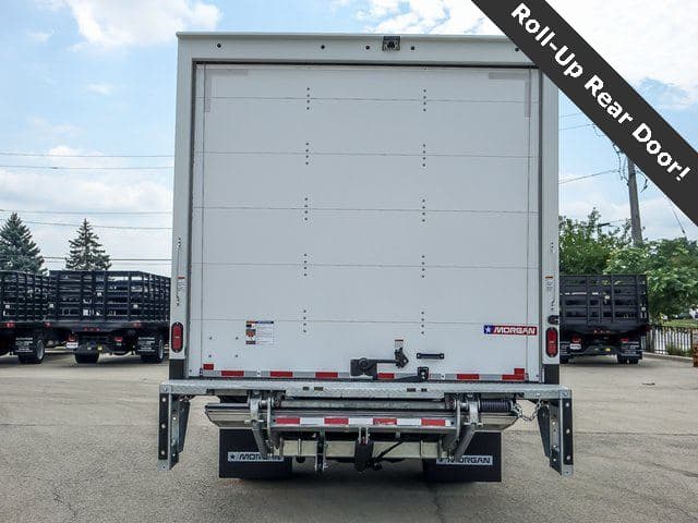 2025 Chevrolet 5500 XG LCF Gas Work Truck 16'x102"x91" Box Truck image 4