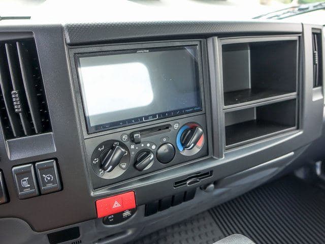 2025 Chevrolet 4500 HG LCF Gas Work Truck 109" Wheelbase Cab Chassis image 11